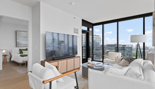 Foundry Unmatched Skyline Views at Lincoln Park