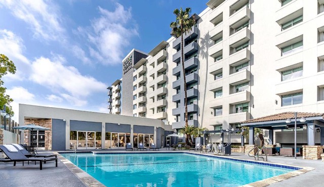 Four Points by Sheraton Los Angeles Westside