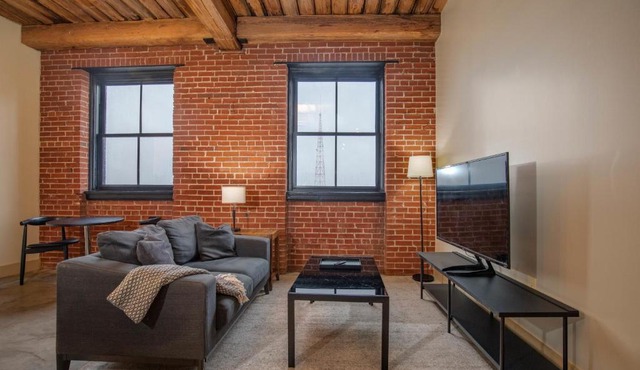 FRONTDESK Bright 1 BR Apt near The Gateway Arch