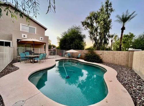 Glendale Pool Heat Pet Friendly
