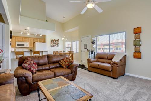 Golf & Gamble! Mesquite Condo w/Pool Access