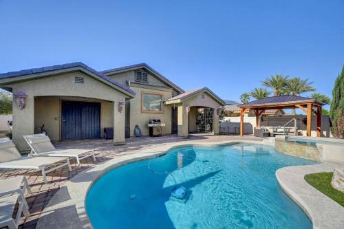 Good Day Stay, Pool, Hot tub, Travelers Perfect Home