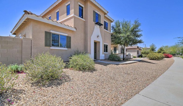 Goodyear Escape w/Grill: Community Pool Access!