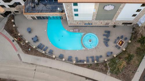 Grand Lodge Studio Pool Hot Tub Pets Skiing