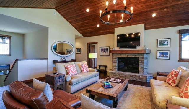 Gray Stone Condo #2110
