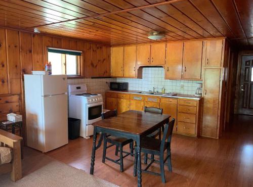 Gresham Shores - Hungry Bear - PET FRIENDLY