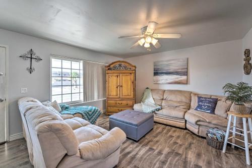 Group Getaway in Lake Havasu City, 3 Mi to Dtwn!