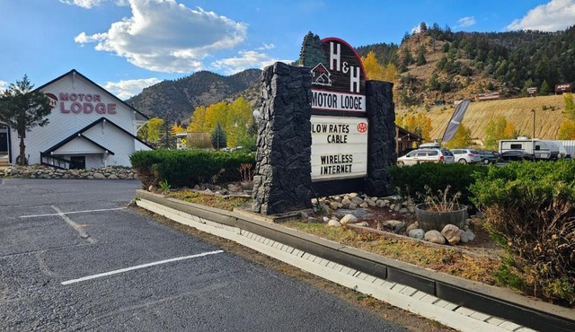 H&H Motor Lodge