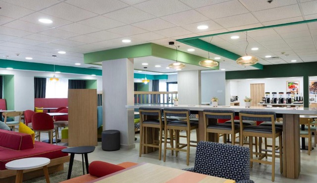Hampton by Hilton Saltillo