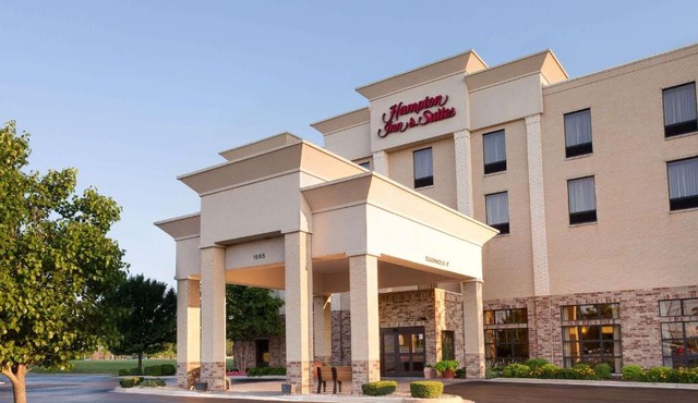 Hampton Inn & Suites Addison