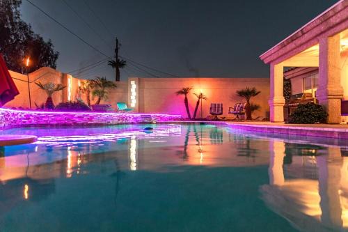 Havasu Tropics - Pool, Spa, Game Room, Sleeps 14