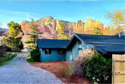 Heart of Uptown retreat estate with views and hot tubs