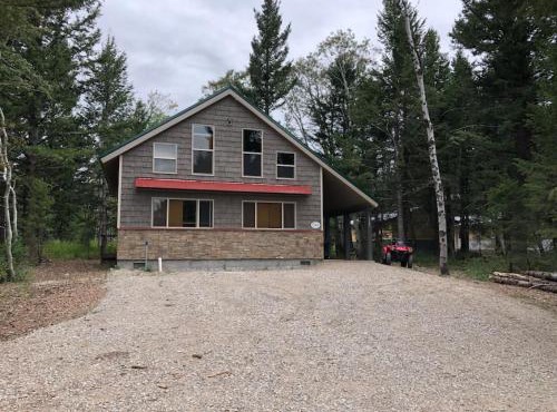 Heated Floors, Hot Tub, Grill
