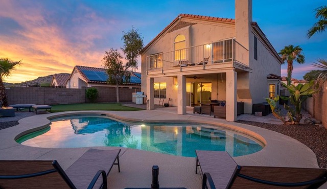 Heated Pool 3BR Retreat Estrella Mountain