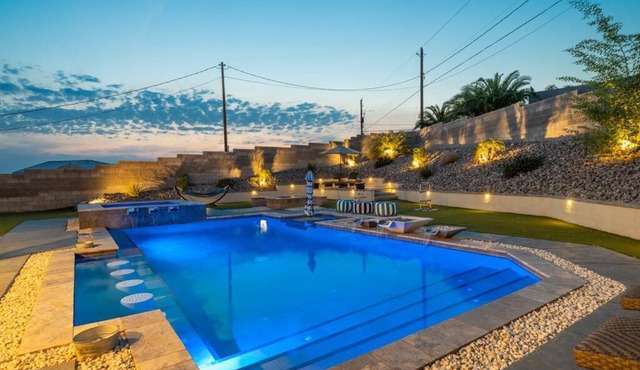 Heated Pool & Spa - Winterhavens Oasis