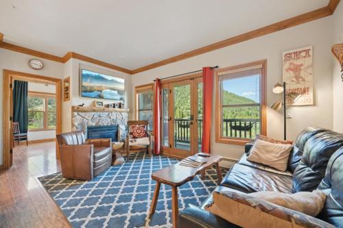 Hidden River Lodge #5940 : 2 190