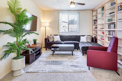 Hike, Sip & Explore: Couple’s Retreat in Fallbrook