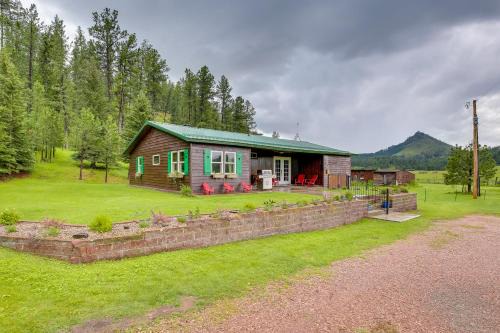 Hill City Haven ~ 23 Mi to Rapid City!