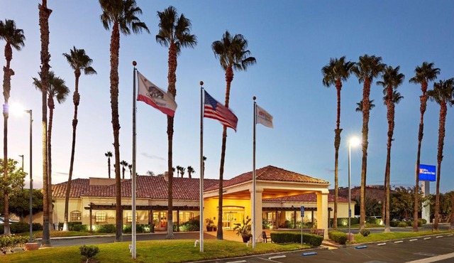 Hilton Garden Inn Valencia Six Flags
