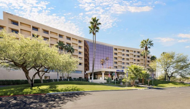 Hilton Tucson East