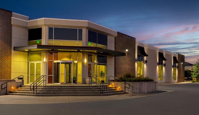 Holiday Inn Des Moines-Airport Conf Center by IHG