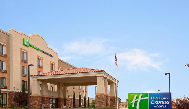 Holiday Inn Express Hotel & Suites Twentynine Palms by IHG