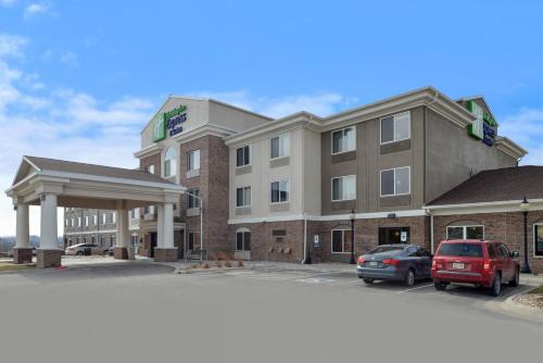 Holiday Inn Express Hotel & Suites Omaha West by IHG