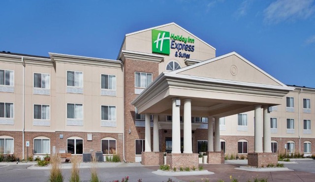 Holiday Inn Express Hotel & Suites Cherry Hills by IHG