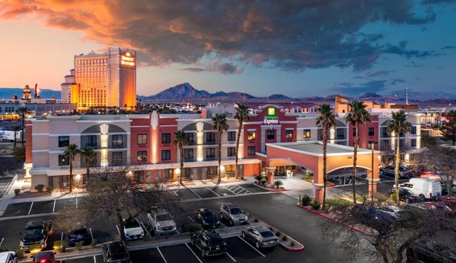 Holiday Inn Express Hotel and Suites - Henderson by IHG