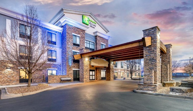 Holiday Inn Express Hotel & Suites Loveland by IHG