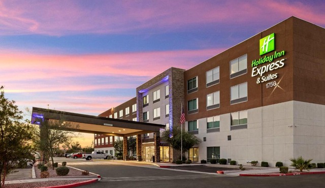 Holiday Inn Express & Suites Phoenix West - Tolleson by IHG