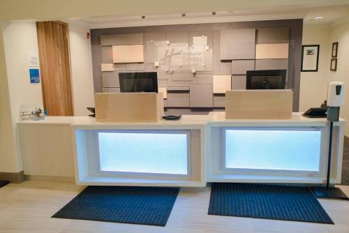 Holiday Inn Express Winona by IHG