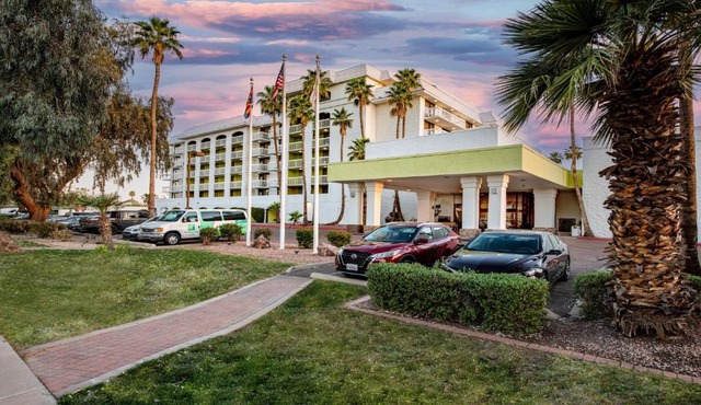 Holiday Inn Phoenix-Mesa Chandler by IHG