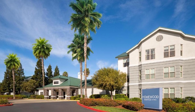 Homewood Suites by Hilton Sacramento Airport-Natomas