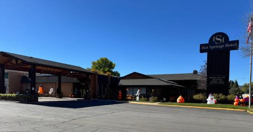 Hot Springs Hotel & Spa