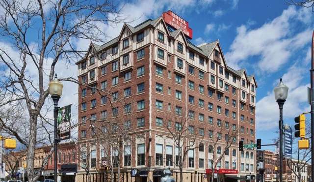 Hotel Alex Johnson Rapid City, Curio Collection by Hilton