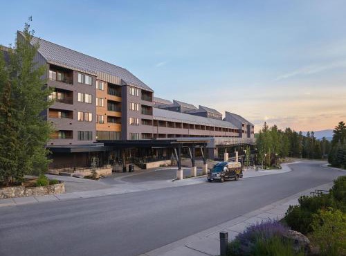 Hotel Alpenrock Breckenridge, Curio Collection by Hilton