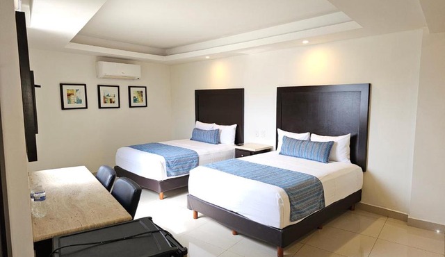 Hotel Maria Elena