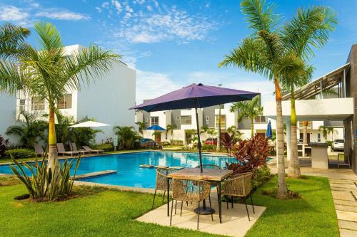 House with pool near Riviera Nayarit beaches