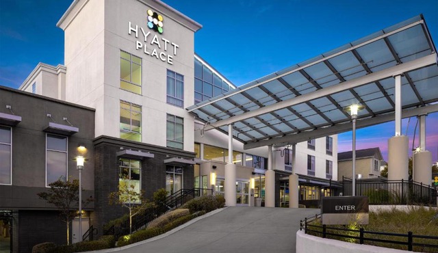 Hyatt Place Santa Cruz