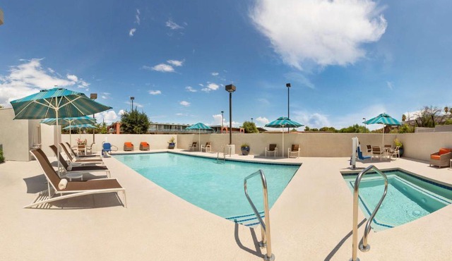 Hyatt Place Tucson Central