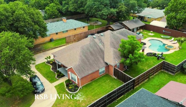 Impressive 5BR 3,5BA Holiday Home with Pool, Game Room & Cinema Room