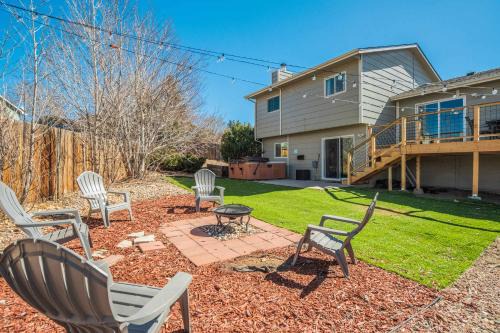 Iron View Hot Tub Fire Pit & Breathtaking Views