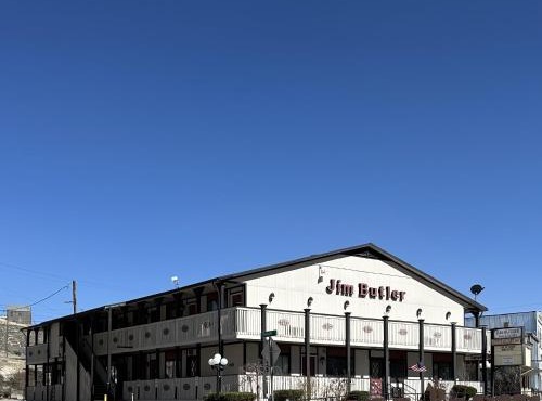 Jim Butler Inn & Suites