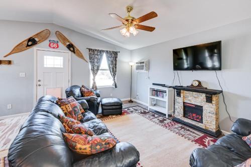 Kingman Vacation Rental w/Private Yard & Fire Pit