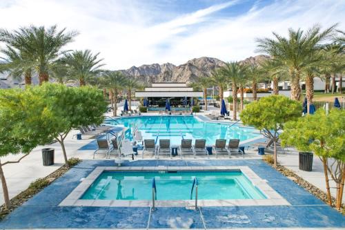 La Quinta Abode - Patio, Pools & Golf Course Views