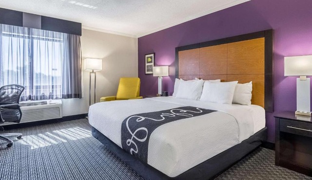 La Quinta Inn & Suites by Wyndham Phoenix Scottsdale
