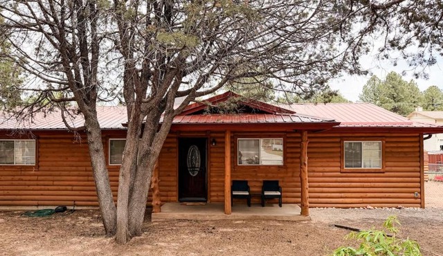Lake and Mountains, 3BR 2BA