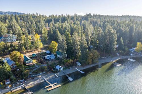 Lakefront Cabin with Private Beach and Dock