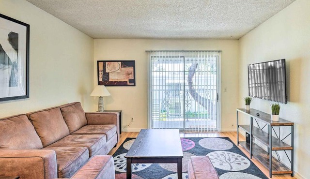 Las Vegas Condo: Explore The Strip & Downtown